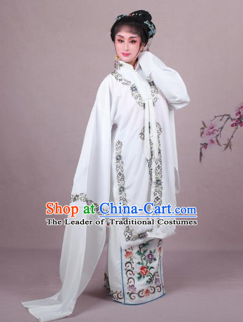 Top Grade Professional Beijing Opera Female Role Costume White Embroidered Cape, Traditional Ancient Chinese Peking Opera Diva Embroidery Clothing