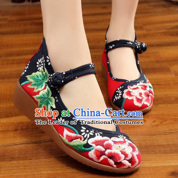 Traditional Chinese National Hanfu Red Embroidered Shoes, China Princess Embroidery Peony Shoes for Women