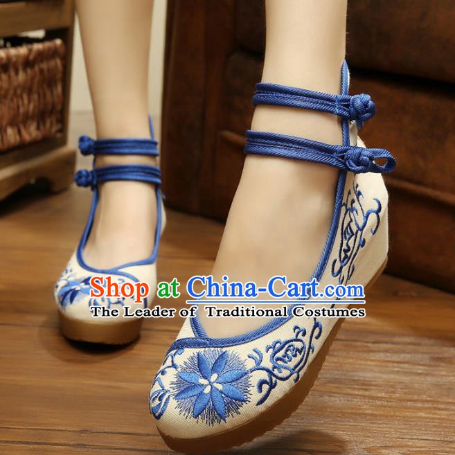 Traditional Chinese National Hanfu Linen Embroidered Shoes, China Princess Shoes Embroidery Blue Shoes for Women