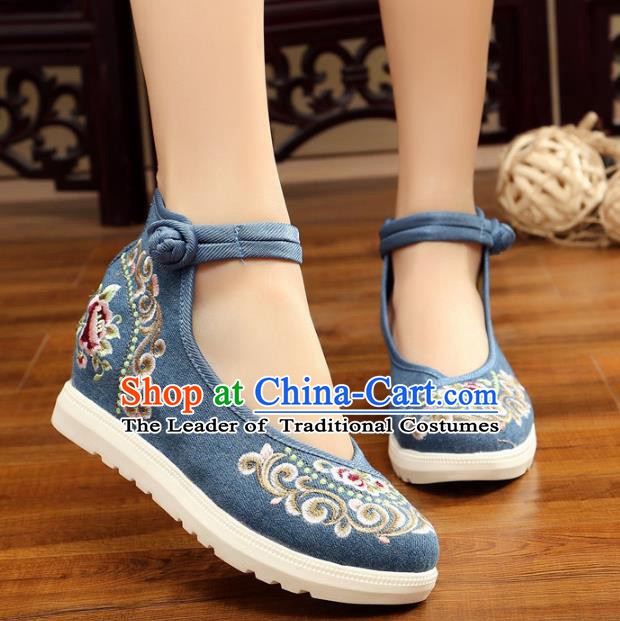 Traditional Chinese National Hanfu Blue Canvas Embroidery Shoes, China Princess Embroidered Shoes for Women