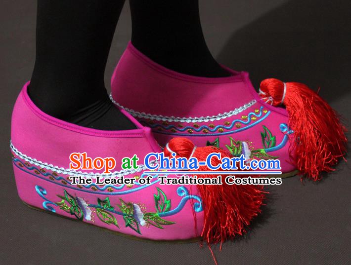 Traditional China Beijing Opera Actress Embroidery Pink Shoes, Chinese Peking Opera Young Lady Blood Stained Shoes