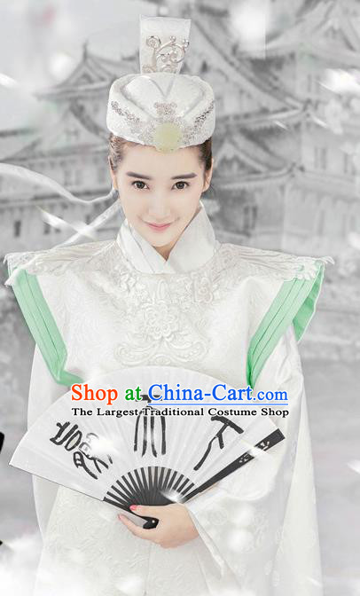 Traditional Chinese Ancient Qin Dynasty Swordswoman Embroidered Costumes for Women