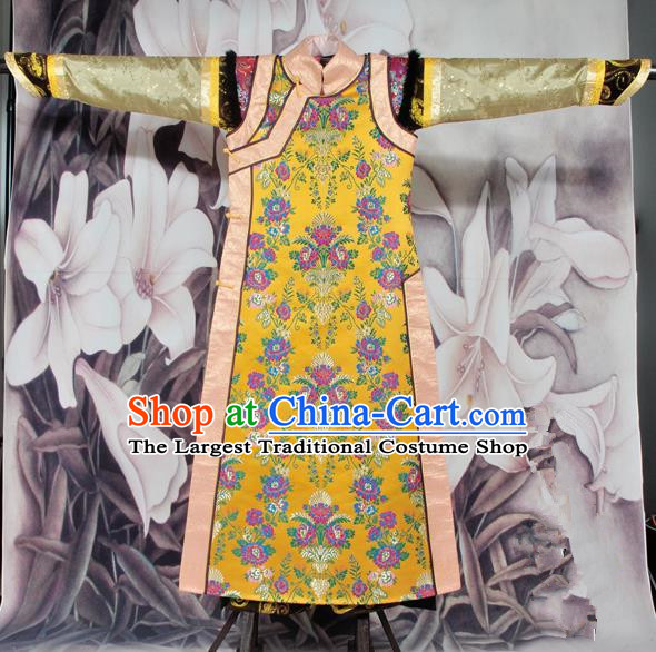 Chinese Traditional Qing Dynasty Queen Costumes Ancient Empress Embroidered Clothing for Women