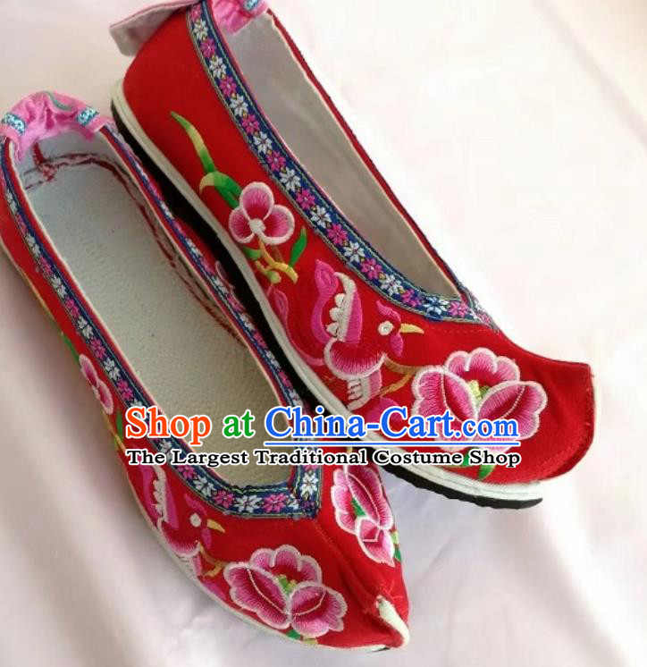 Chinese Traditional Hanfu Red Shoes Embroidered Shoes Handmade Cloth Shoes for Women