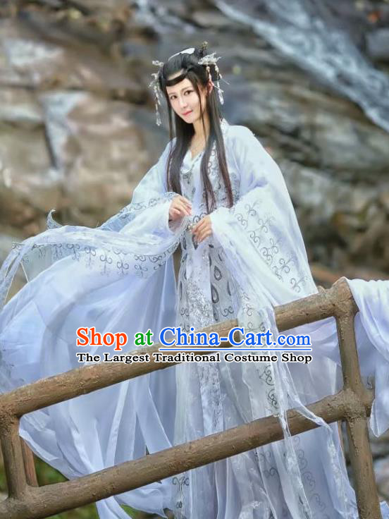 Chinese Traditional Ancient Peri Princess White Hanfu Dress Swordswoman Costumes for Women