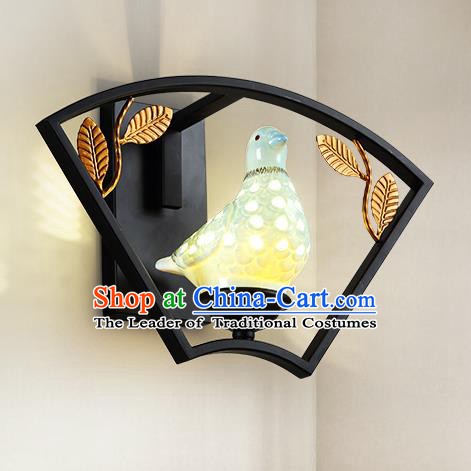 Traditional China Ancient Pigeon Wall Lanterns Handmade Iron Lantern Ancient Lamp