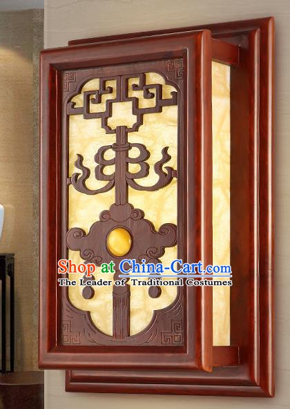 China Handmade Palace Lanterns Wall Lantern Ancient Wood Carving Lanterns Traditional Lamp