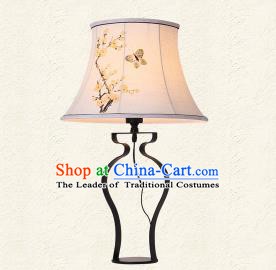 Traditional Chinese Palace Lantern Handmade Painted Butterfly Flowers Desk Lanterns Ancient Lamp