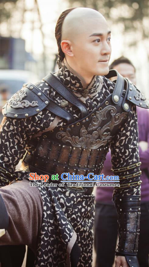 Chinese Qing Dynasty Emperor Hong Taiji Historical Costume China Ancient Armour Clothing