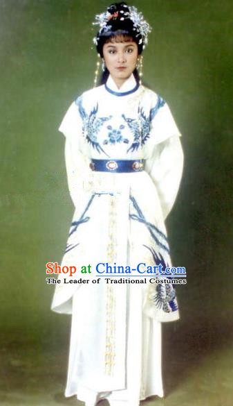 Ancient Chinese Ming Dynasty Princess Changping Embroidered Historical Costume Palace Replica Costume for Women