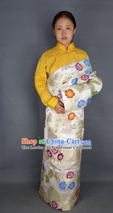 Chinese Traditional Zang Nationality Clothing White Tibetan Robe, China Tibetan Ethnic Heishui Dance Costume for Women