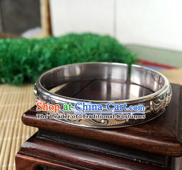 Handmade Chinese Miao Nationality Sliver Bracelet Traditional Hmong Carving Bat Bangle for Women