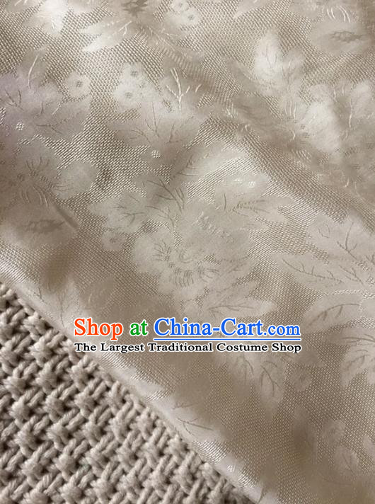 Asian Chinese Traditional Cheongsam Silk Fabric Royal Pattern White Brocade Cloth Silk Fabric