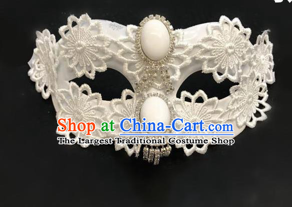 Top Halloween Cosplay Fancy Dress Ball White Masks Brazilian Carnival Catwalks Face Mask for Women