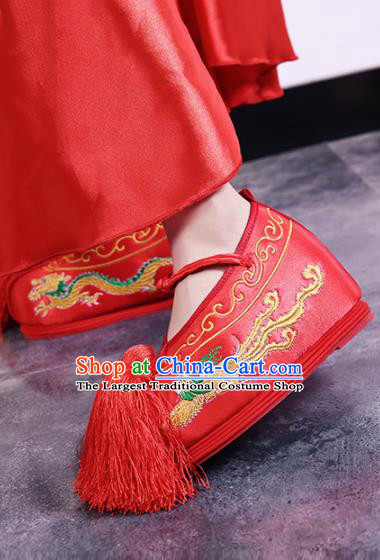 Traditional Chinese Shoes Wedding Shoes Ancient Princess Shoes Peking Opera Red Embroidered Shoes for Women