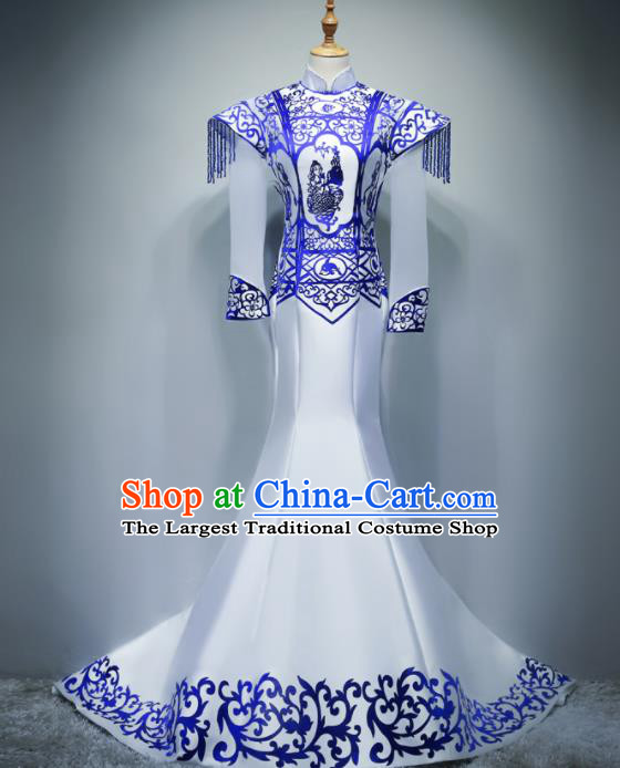 Chinese Traditional White Cheongsam Elegant Qipao Dress Compere Full Dress for Women