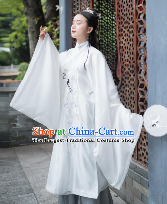 Traditional Chinese Ming Dynasty Aristocratic Lady Replica Costumes Ancient Court Princess White Hanfu Dress Complete Set for Women