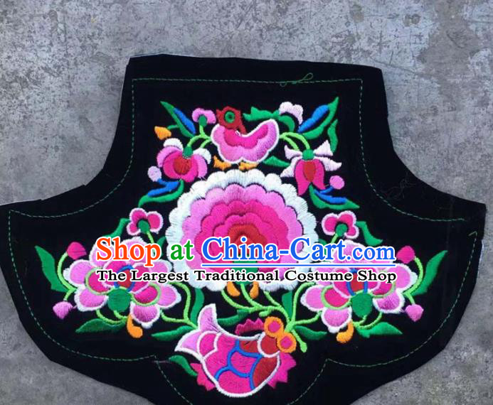 Chinese Traditional Embroidery Cloth Accessories National Embroidered Lotus Dress Patch