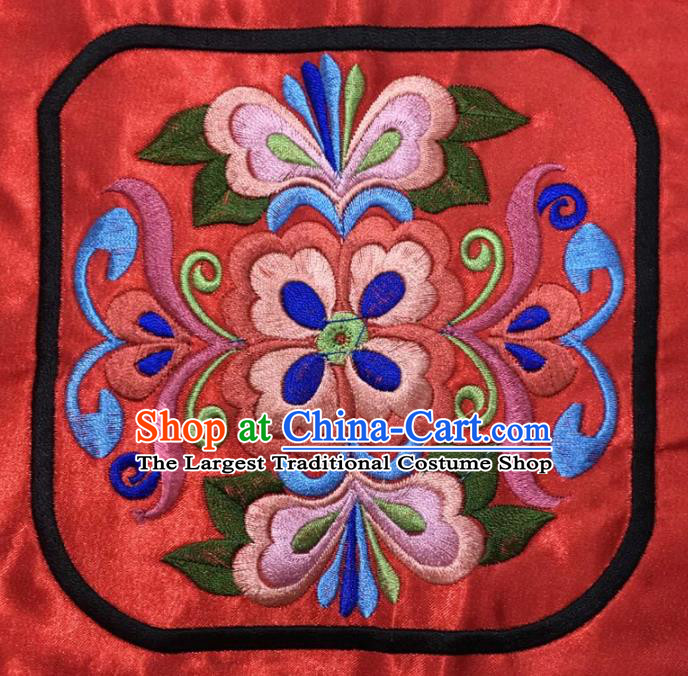 Chinese Traditional National Embroidered Red Applique Dress Patch Embroidery Cloth Accessories