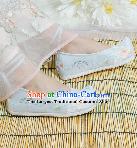 Chinese National Embroidered Lotus Light Blue Shoes Ancient Traditional Princess Shoes Hanfu Shoes for Women