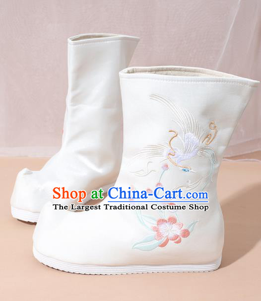 Chinese National White Boots Hanfu Shoes Traditional Princess Shoes Embroidered Crane Shoes for Women