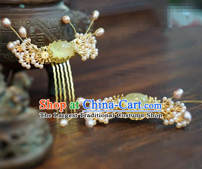 Traditional Chinese Ancient Bride Pearls Pine Hair Combs Handmade Hanfu Court Queen Hairpins Hair Accessories for Women