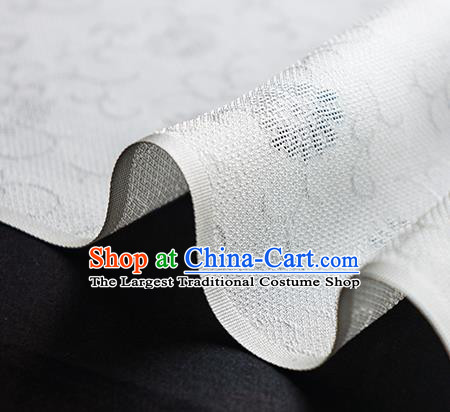 Traditional Chinese Classical Daisy Pattern Design White Silk Fabric Ancient Hanfu Dress Silk Cloth