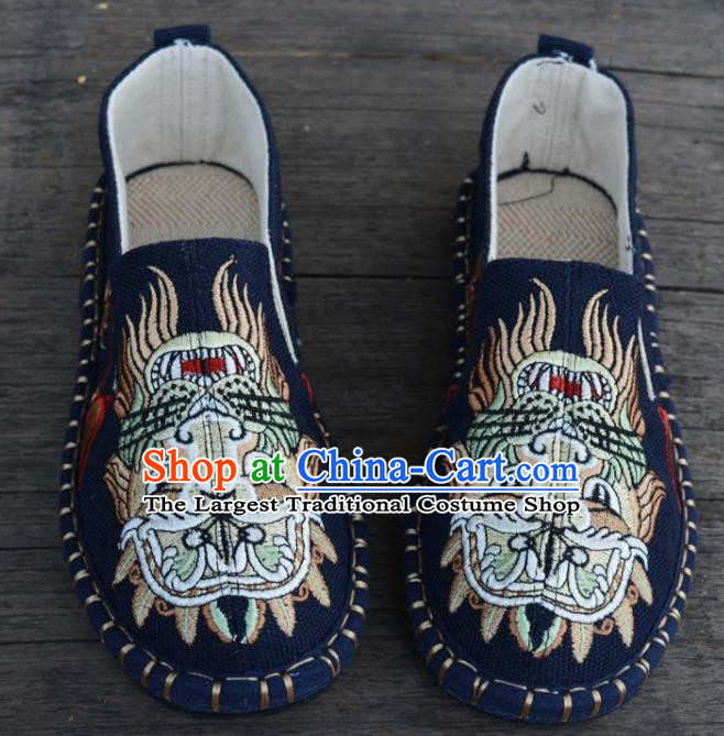 Traditional Chinese Martial Arts Embroidered Lion Shoes Handmade Navy Flax Shoes National Multi Layered Cloth Shoes for Men