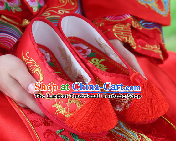 Traditional Chinese Handmade Embroidered Phoenix Peony Red Shoes Hanfu Wedding Shoes National Cloth Shoes for Women