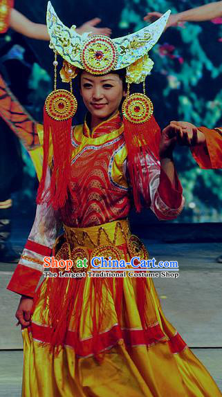 Chinese Lishui Jinsha Yi Nationality Dance Wedding Dress Ethnic Stage Performance Costume and Headpiece for Women