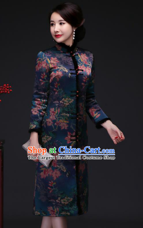 Traditional Chinese Green Silk Cheongsam Cotton Padded Coat Mother Tang Suit Stand Collar Overcoat for Women