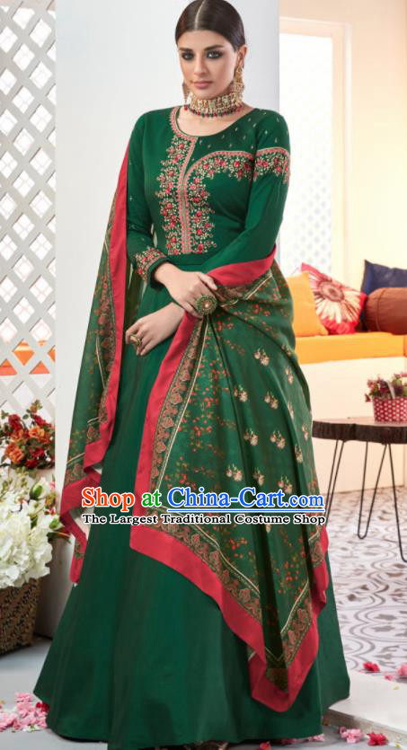 Asian Indian Festival Embroidered Deep Green Taffeta Dress India Bollywood Traditional Lehenga Court Costumes for Women