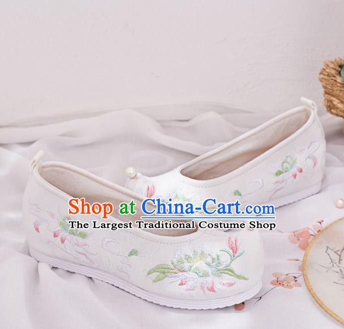 Traditional Chinese Embroidered Flower White Shoes Hanfu Shoes National Shoes for Women