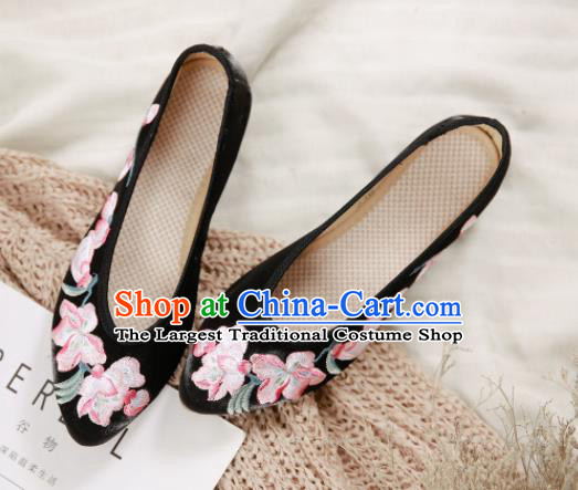 Traditional Chinese National Embroidery Peach Flowers Black Shoes Embroidered Shoes Hanfu Shoes for Women