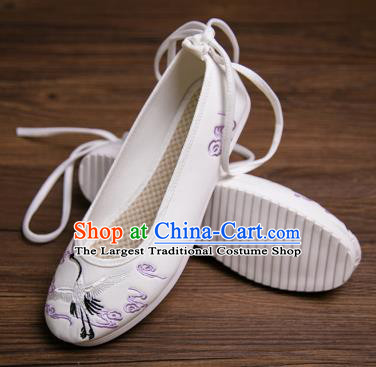 Traditional Chinese Handmade Hanfu Shoes Embroidered Crane White Shoes Cloth Shoes for Women