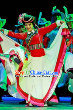 Walking Marriage Chinese Mosuo Minority Dance Dress Stage Performance Dance Costume and Headpiece for Women