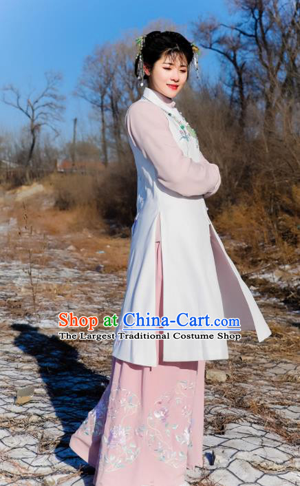 Chinese Ancient Ming Dynasty Aristocratic Lady Hanfu Dress Traditional Historical Costume for Women