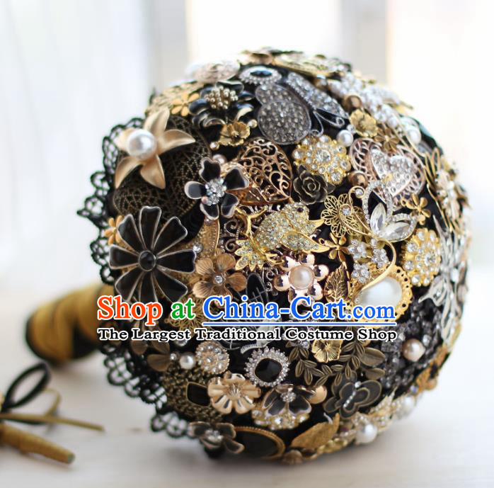 Top Grade Wedding Bridal Bouquet Hand Crystal Black Ball Tied Bouquet Flowers for Women