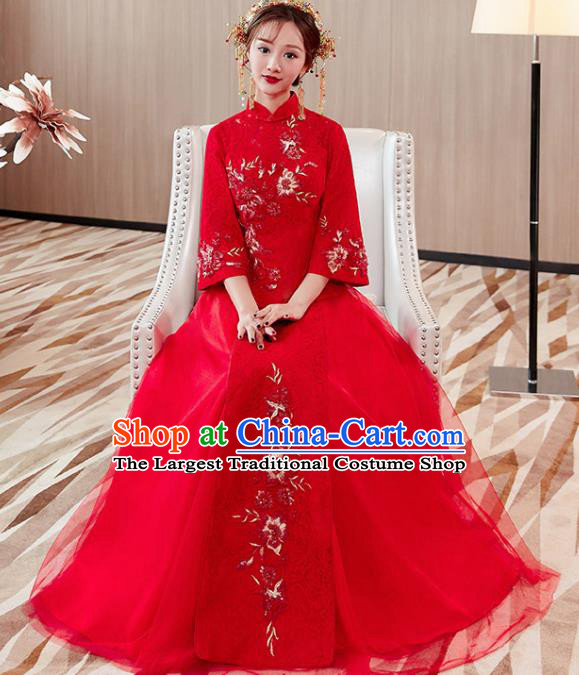 Chinese Traditional Bride Costume Xiuhe Suit Ancient Wedding Embroidered Red Veil Dress for Women