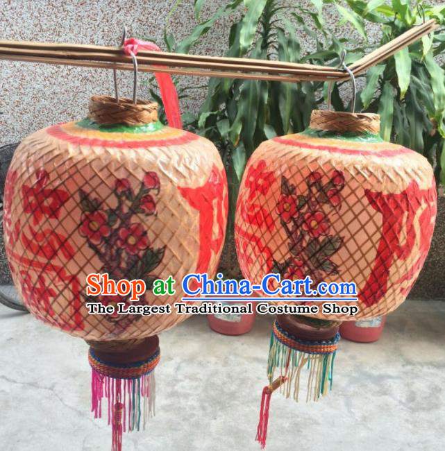 Chinese Traditional Lantern Handmade Bamboo Weaving Dragon Pattern Palace Lanterns