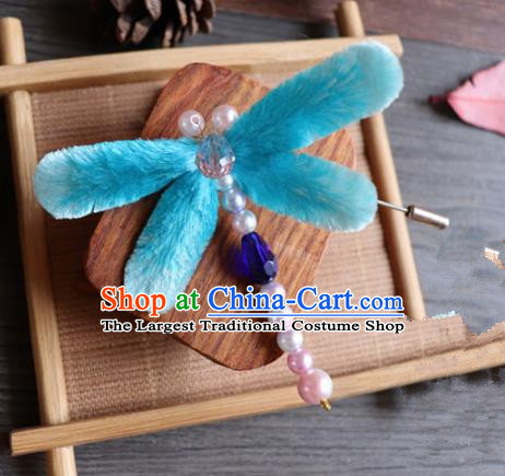 Handmade Chinese Classical Blue Velvet Butterfly Brooch Ancient Palace Breastpin for Women