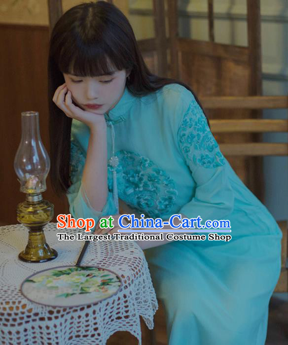 Chinese National Embroidered Green Cheongsam Traditional Classical Tang Suit Qipao Dress for Women