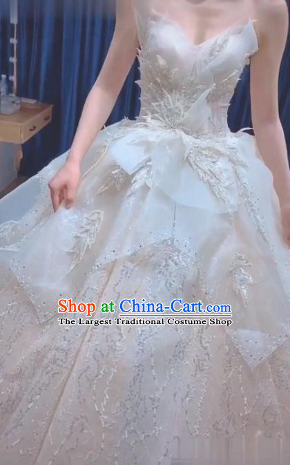 Top Grade Customize Bride Full Dress Court Princess Wedding Costume for Women