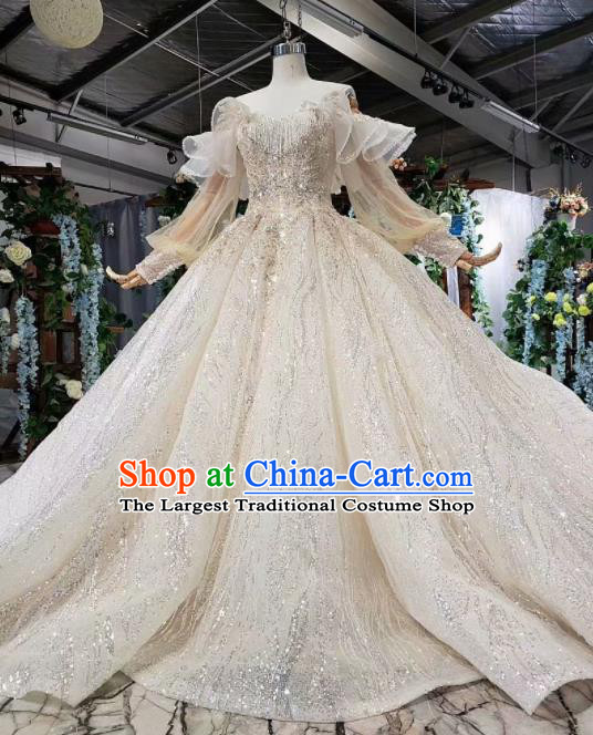 Top Grade Customize Bride Embroidered Off Shoulder Trailing Full Dress Court Princess Wedding Costume for Women