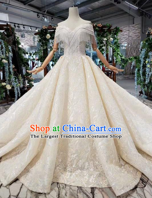 Handmade Customize Princess Embroidered Tassel Trailing Wedding Dress Court Bride Costume for Women