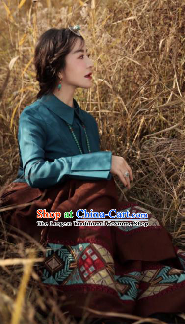 Chinese Traditional Brown Tibetan Robe Zang Nationality Female Dress Ethnic Costume for Women