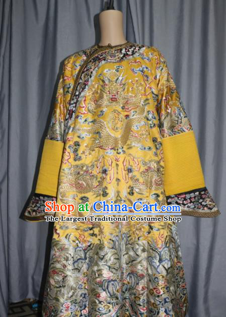 Chinese Traditional Drama Manchu Costume Ancient Qing Dynasty Emperor Golden Silk Imperial Robe for Men