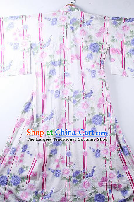 Asian Japanese Classical Roses Pattern White Furisode Kimono Ceremony Costume Traditional Japan Yukata Dress for Women