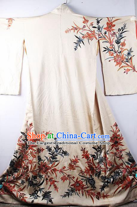 Asian Japanese National Iromuji Printing Beige Furisode Kimono Ceremony Costume Traditional Japan Yukata Dress for Women