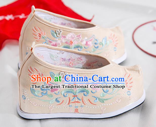 Asian Chinese Traditional Beijing Opera Embroidered Chrysanthemum Beige Shoes Ancient Princess Shoes Hanfu Shoes for Women